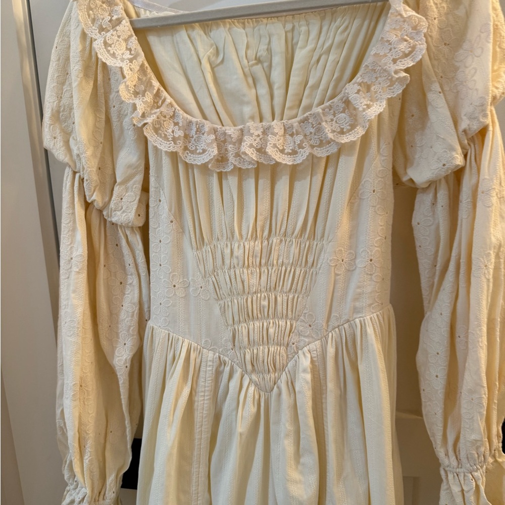 Elegant Cream Lace Dress lace made L - Picture 2 of 10